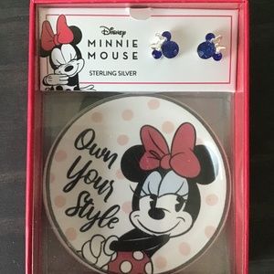 DISNEY Minnie Mouse Crystal Stud Earrings in Sterling Silver & "Own Your…